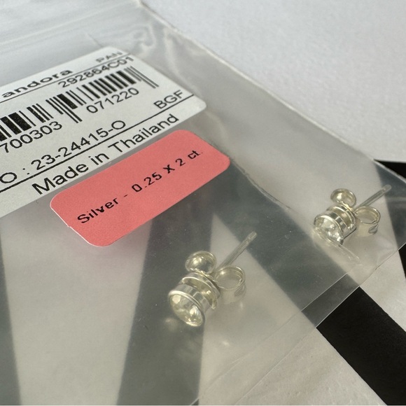 NEW❗️Pandora Era Lab-grown Diamond Bezel Stud Earrings 0.50 carat - Picture 3 of 5